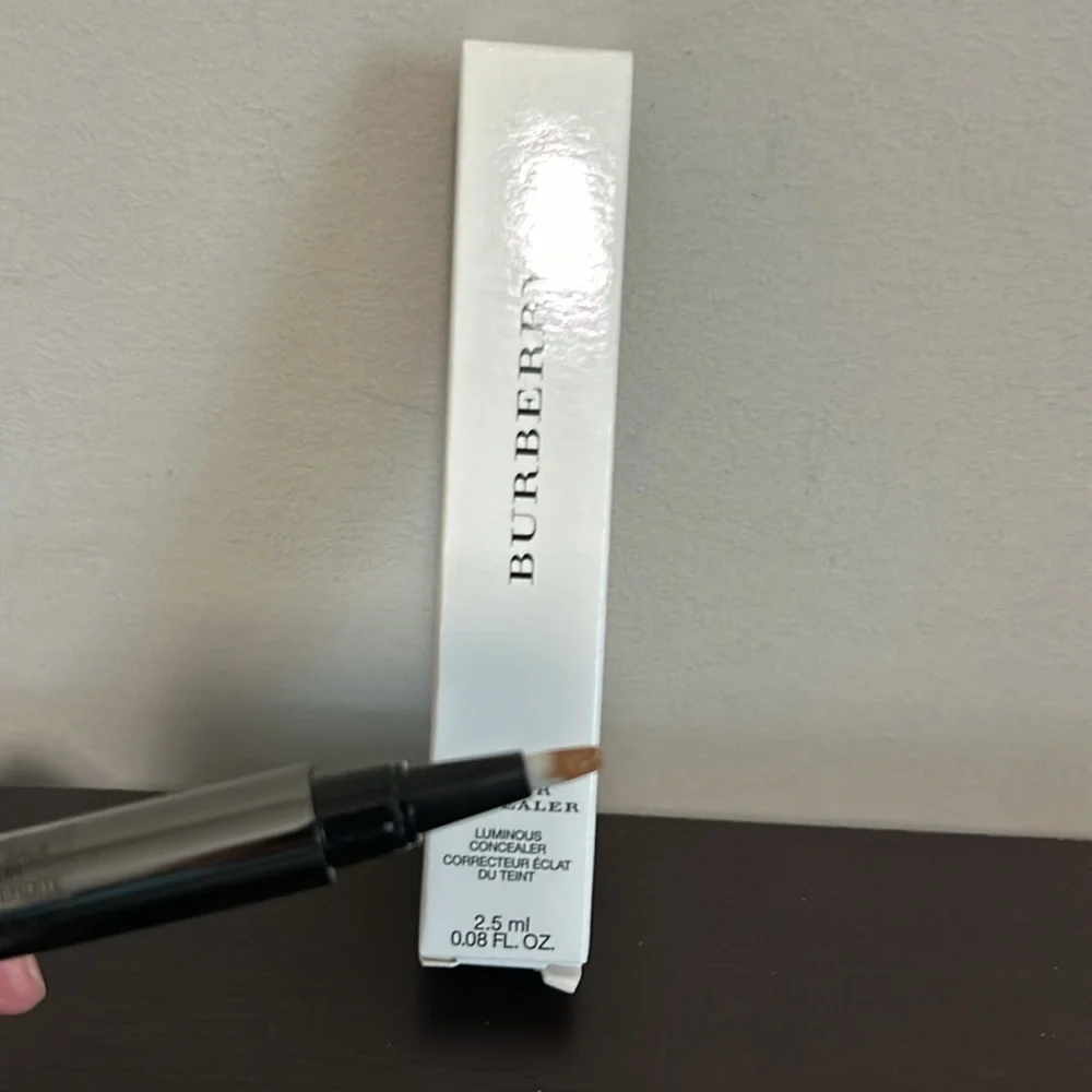 Burberry Sheer Concealer Amber No 5 Luminous 2.5 ml NEW